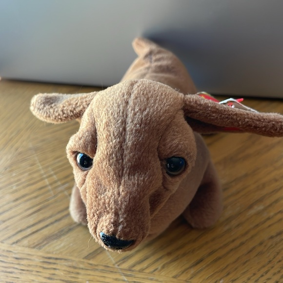 Ty Beanie Baby Weenie the Dachshund - Picture 2 of 5